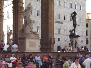 Xtrallusion offers characteristic Bed and Breakfast, B&B, Guest House, Hotel, Albergo and Country Lodge accommodation in Italy. Plus independent self-guided Walking, Adventure, Activity, Skiing and Paragliding Holiday itineraries on the Italian Rivieras, in the Italian Lakes, in the Italian Alps and in some of the most beautiful corners of Italy.